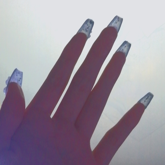 Cute Winter Wonderland Press-on Nails - Picture 4 of 4